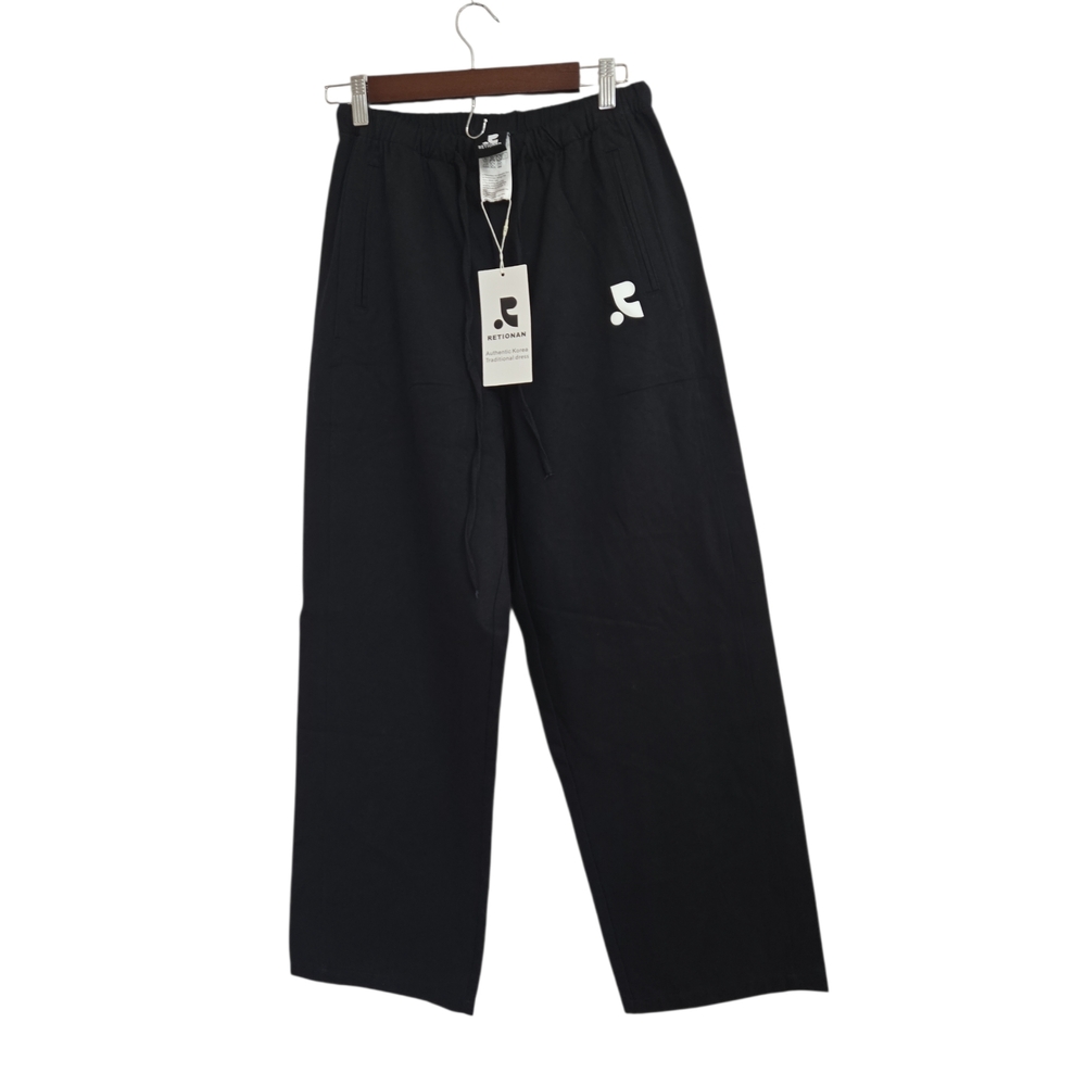 NWT REST&RECREATION Retionan Black Drawstring Cargo/Flare Pants Size M